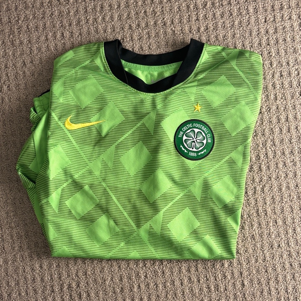Nike Celtic FC Green Jersey, long sleeve